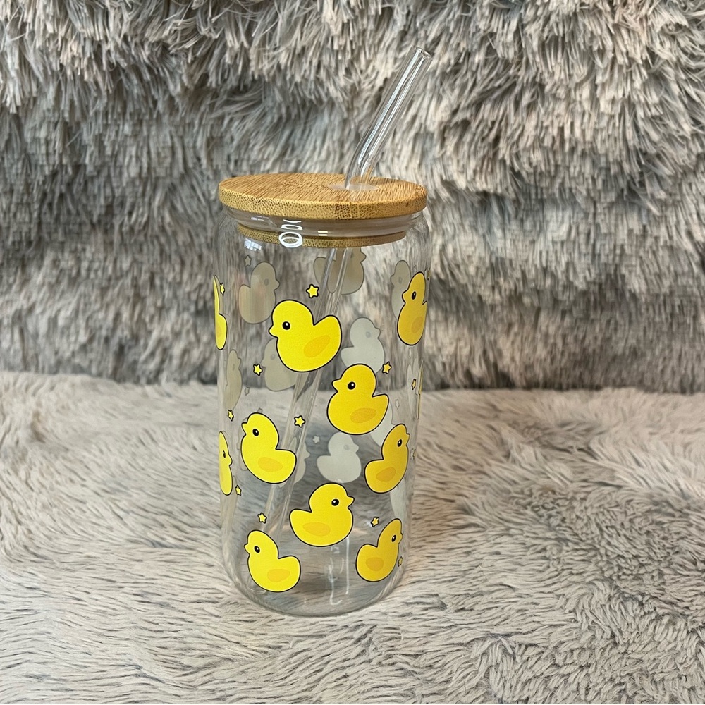 Cute Duck Pattern Glass Tumbler with Straw